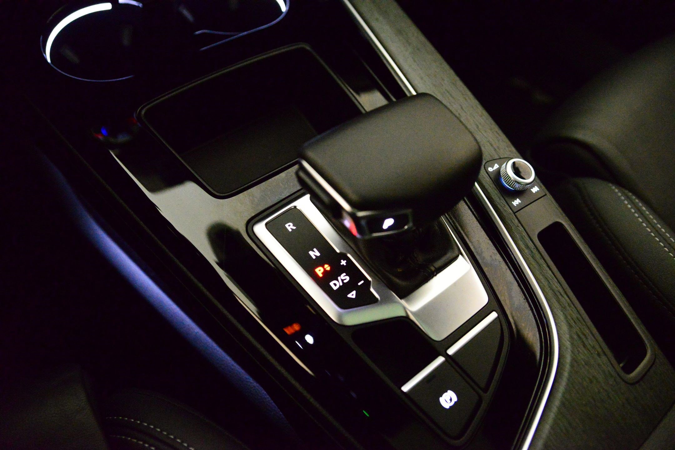 Certified 2023 Audi A4 2.0T Premium w/ Convenience Package image 15