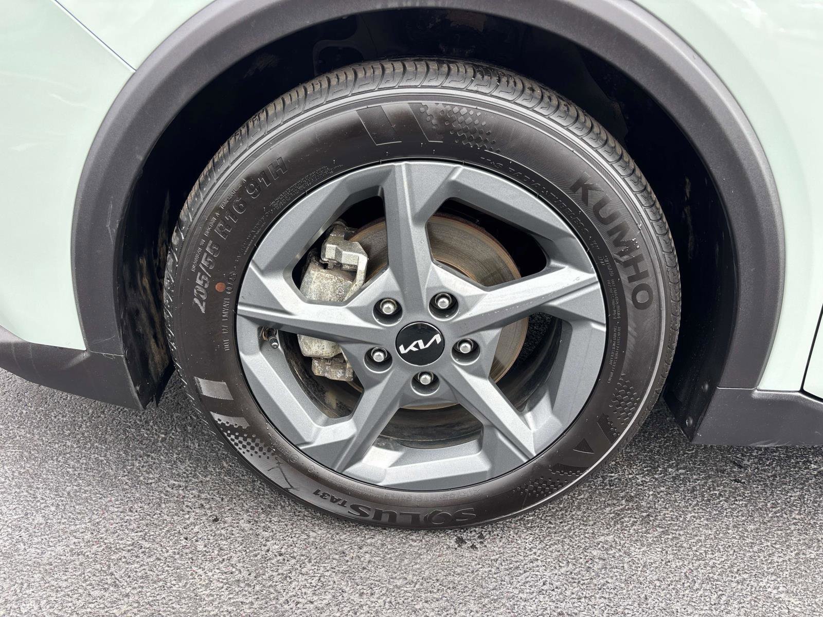 Used 2025 Kia K4 LXS image 9