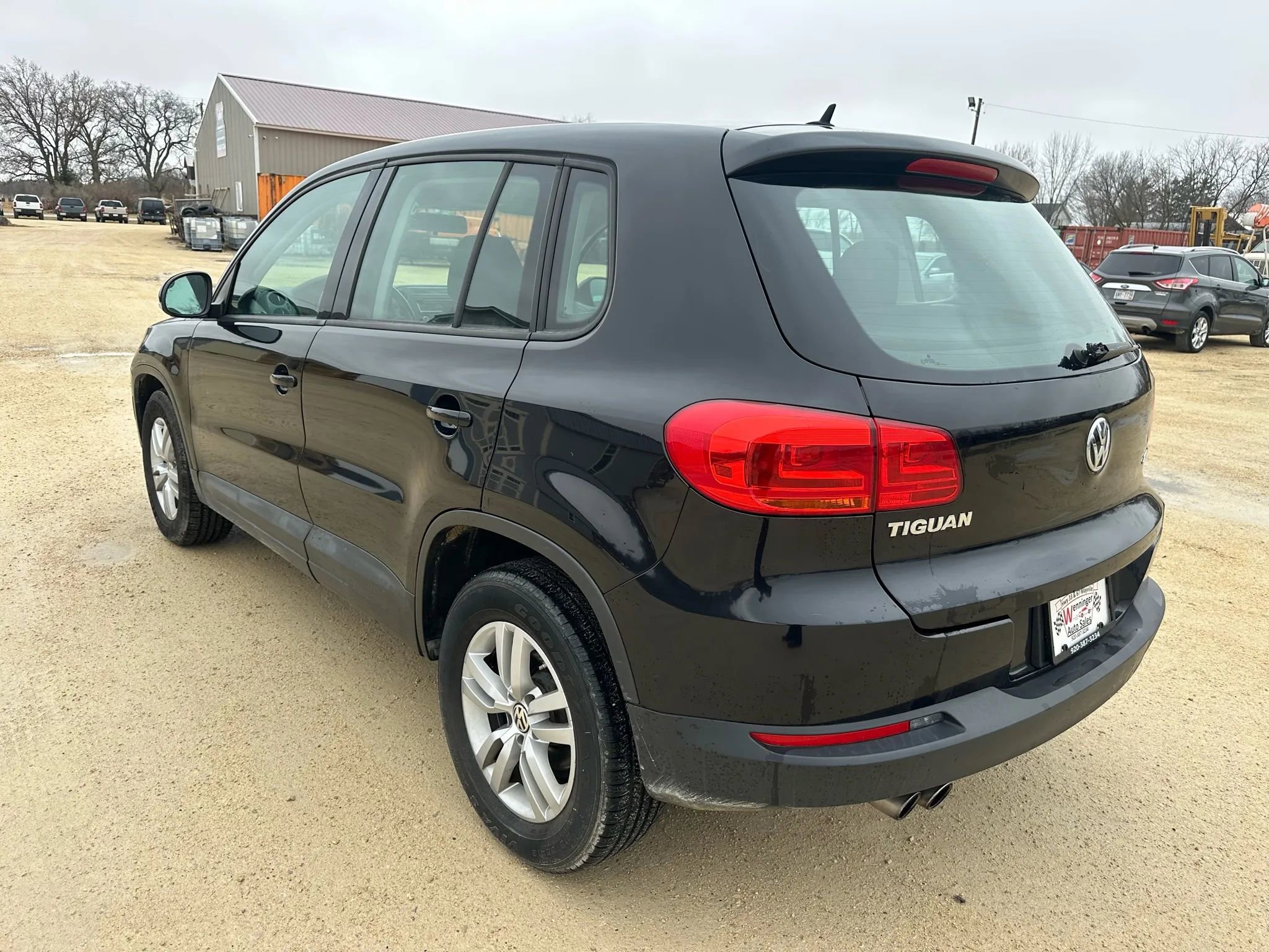 Used 2013 Volkswagen Tiguan S image 8