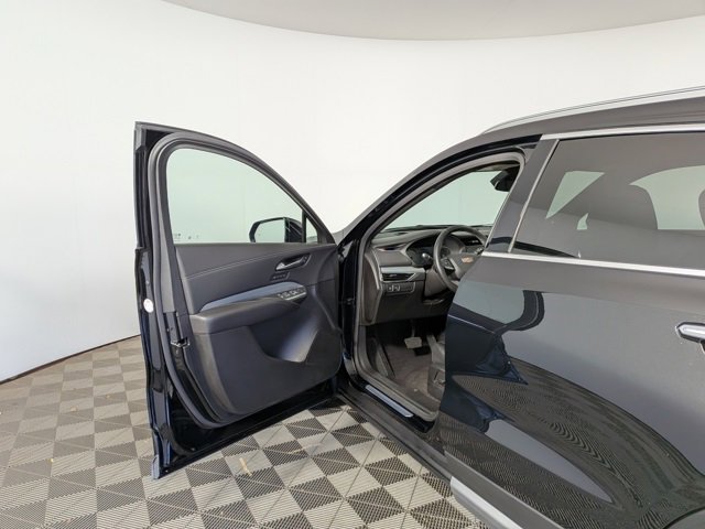 Certified 2023 Cadillac XT4 Premium Luxury w/ Cold Weather Package image 14