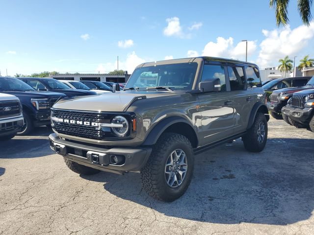 Used 2025 Ford Bronco Badlands AWD/4WD image 31