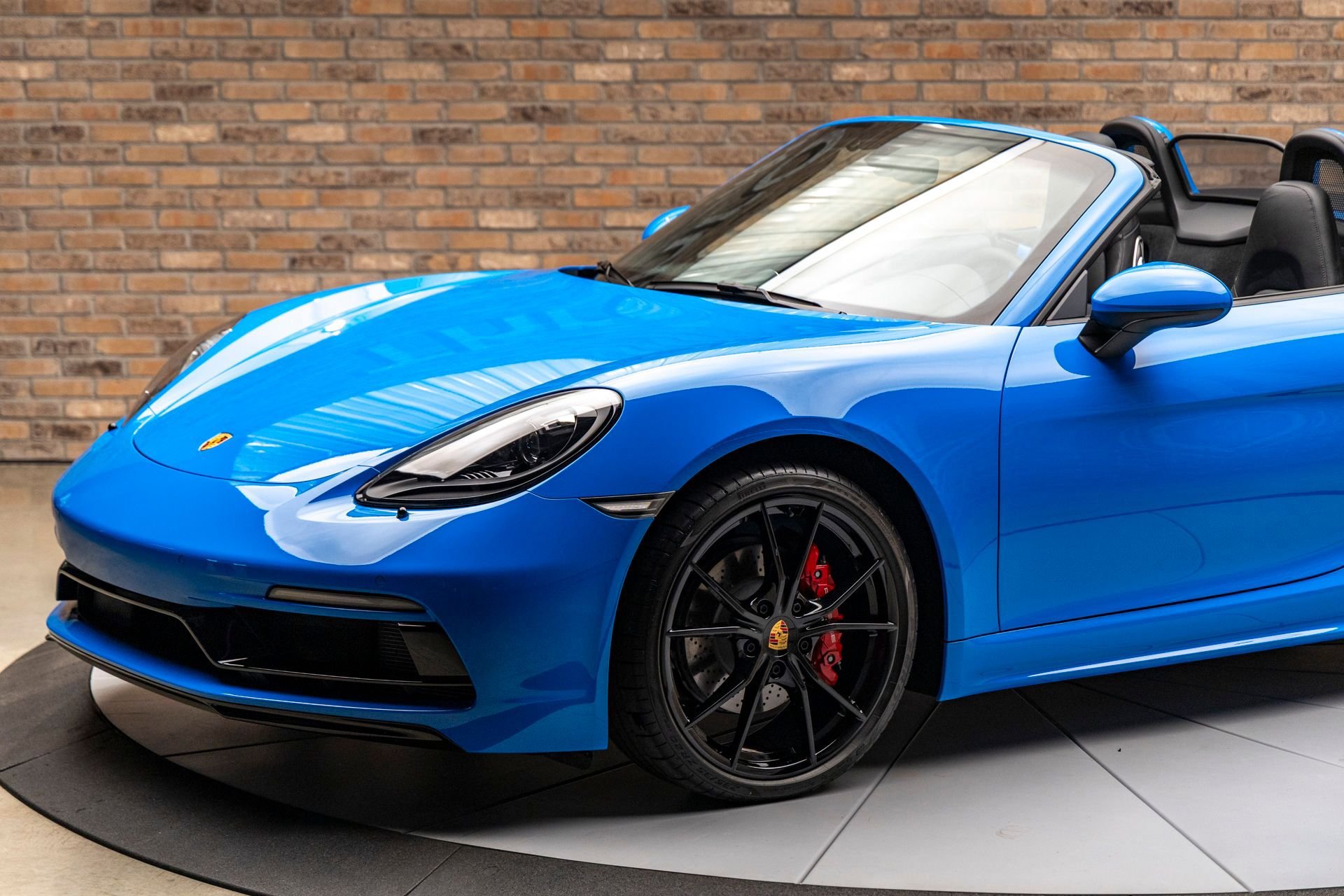 Used 2024 Porsche 718 Boxster S image 12