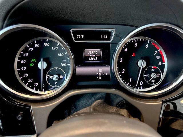 Used 2014 Mercedes-Benz ML 550 4MATIC image 28