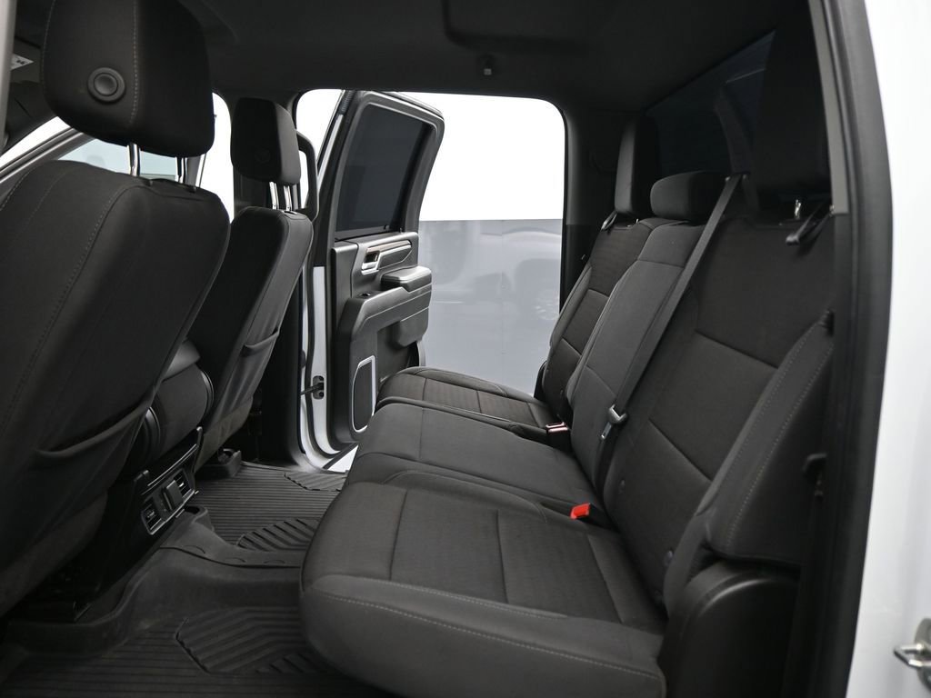 Used 2024 Chevrolet Silverado 2500 LT image 16