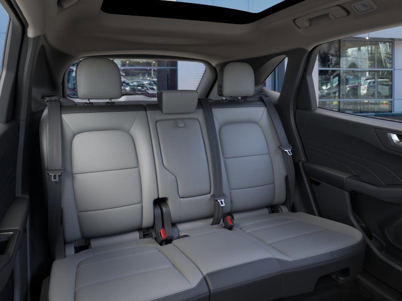 New 2025 Ford Escape SE w/ Class II Trailer Tow Package FWD image 11