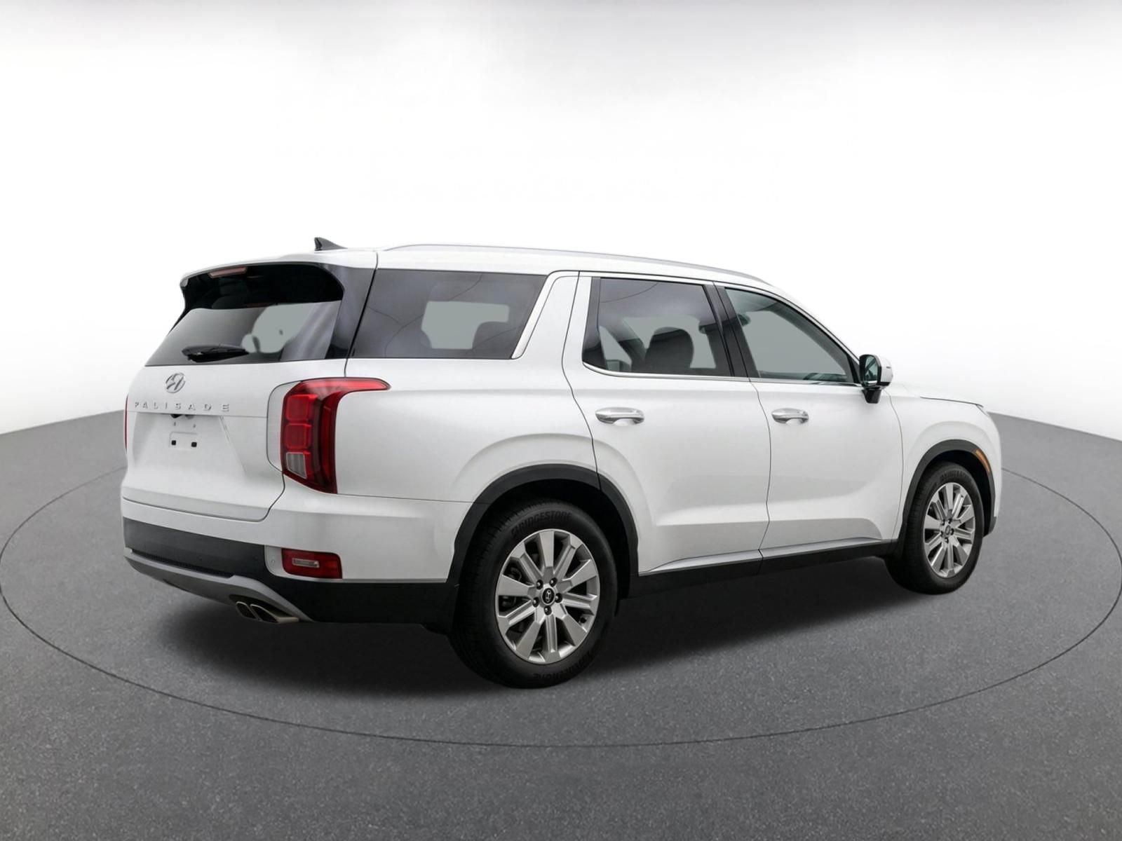 Used 2025 Hyundai Palisade SEL FWD image 9