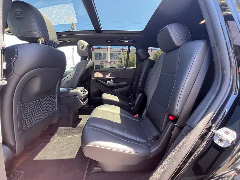 Used 2022 Mercedes-Benz GLS 450 4MATIC image 14