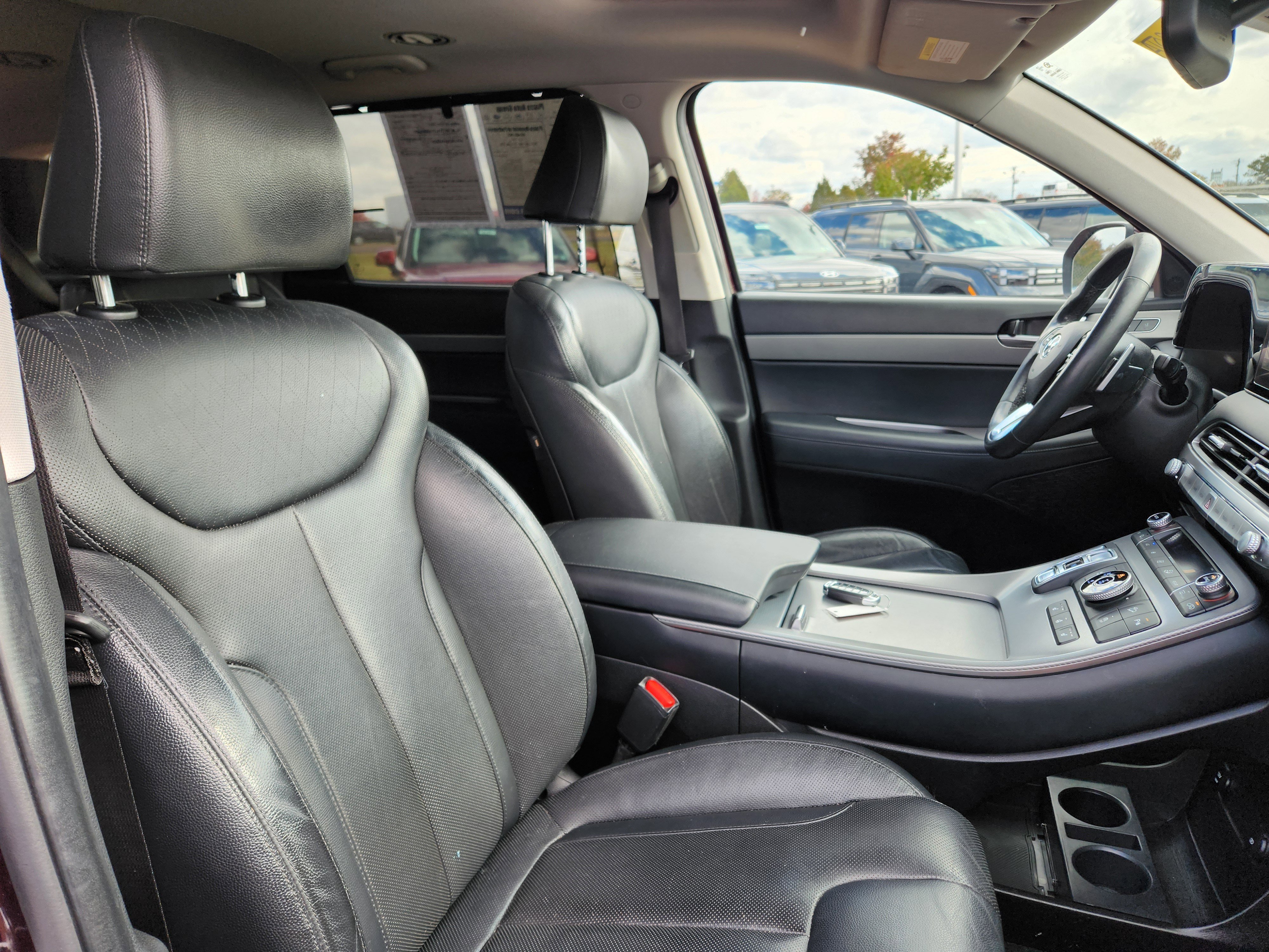 Used 2021 Hyundai Palisade SEL w/ Premium Package image 16