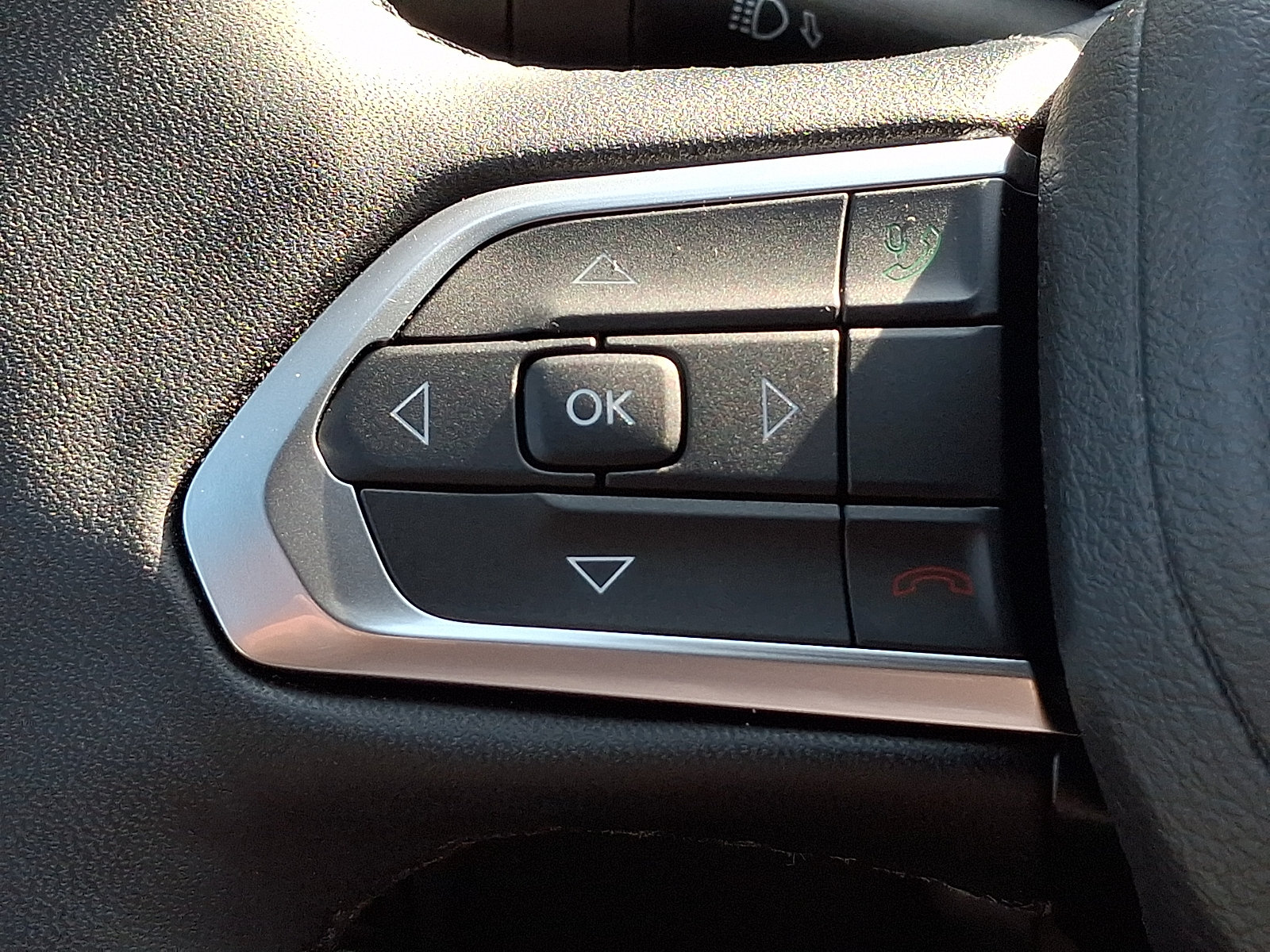 Certified 2024 Jeep Compass Limited AWD/4WD image 22