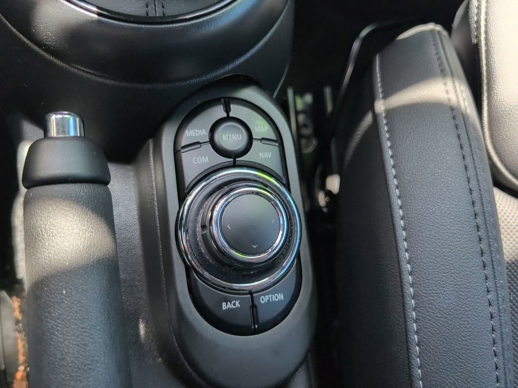 Used 2024 MINI Cooper S image 17