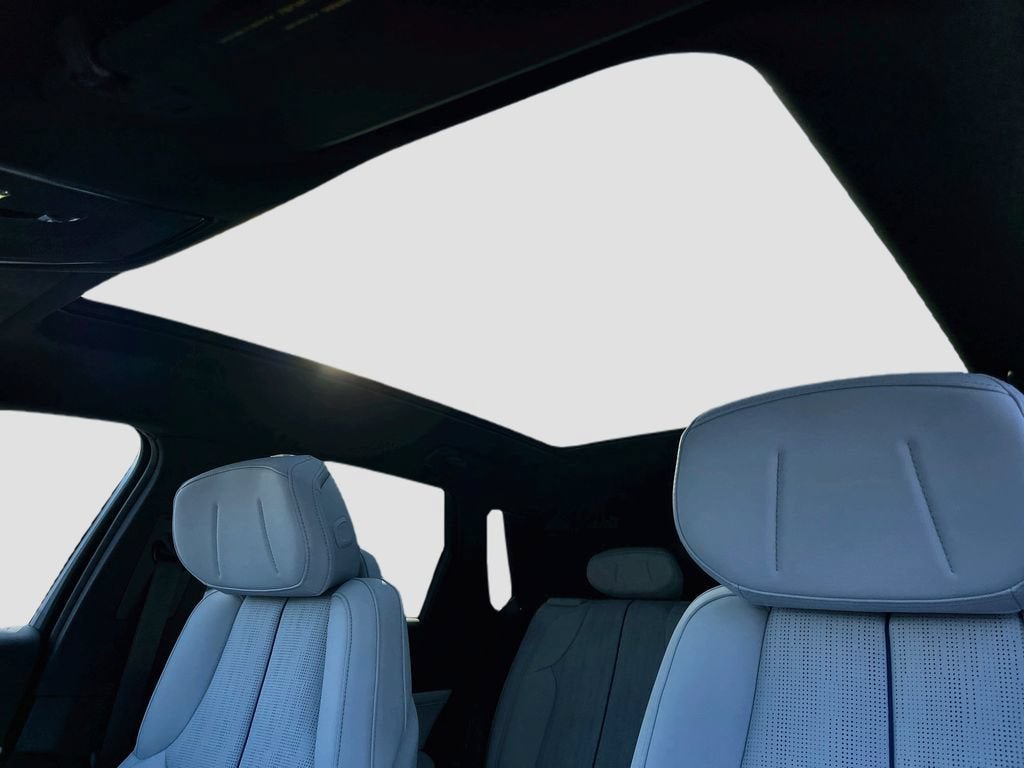 New 2027 Cadillac Lyriq Sport RWD image 27