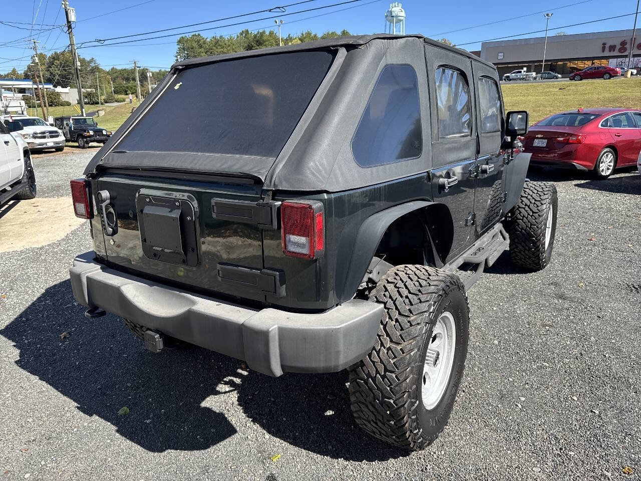 Used 2012 Jeep Wrangler Unlimited Sport w/ Connectivity Group image 4