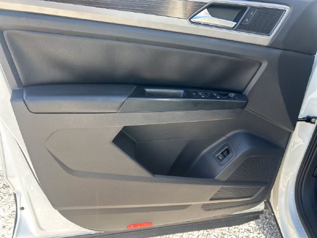Used 2019 Volkswagen Atlas SE w/ Towing Package FWD image 10