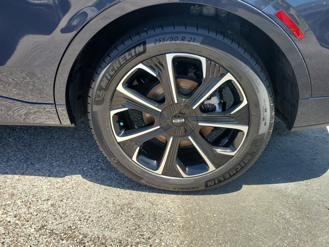 Certified 2024 Lincoln Nautilus Reserve AWD/4WD image 9