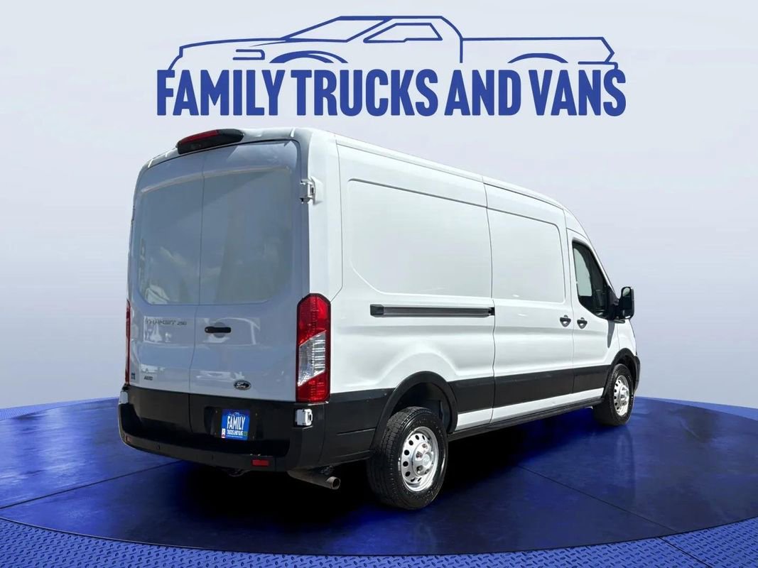 Used 2023 Ford Transit 250 Medium Roof AWD w/ Load Area Protection Package image 5