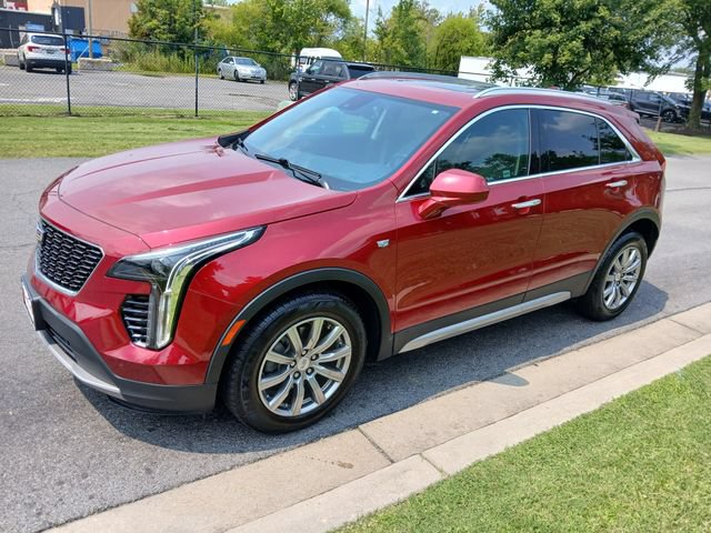 Used 2020 Cadillac XT4 Premium Luxury w/ Cold Weather Package FWD image 10