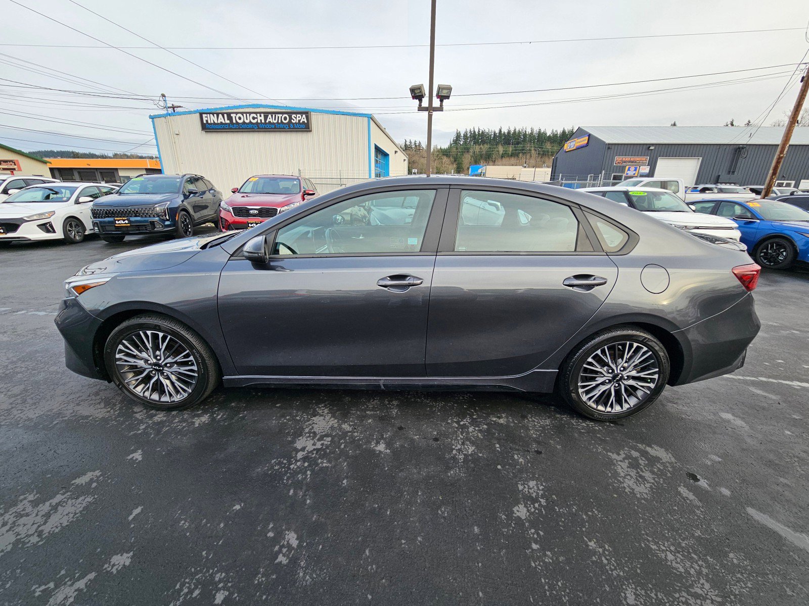 Used 2022 Kia Forte GT-Line w/ GT-Line Premium Package image 6