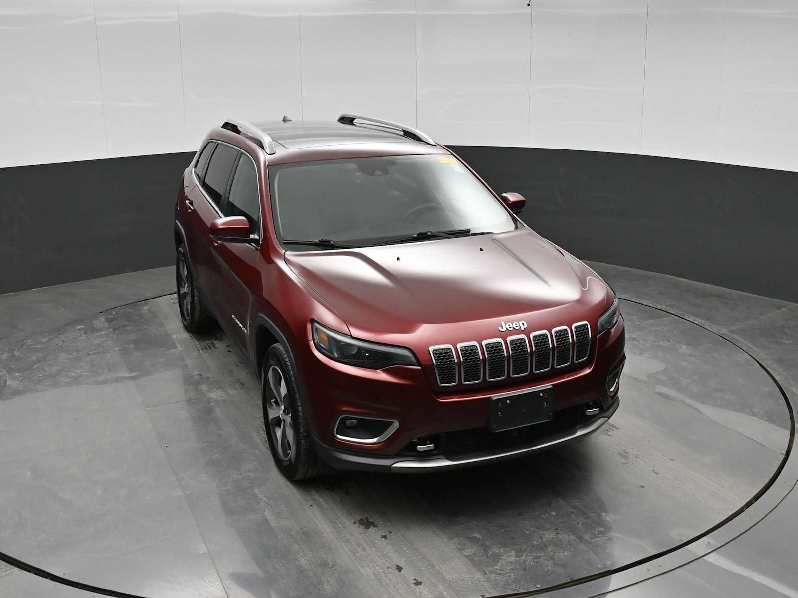 Used 2021 Jeep Cherokee Limited w/ Elite Package AWD/4WD image 25