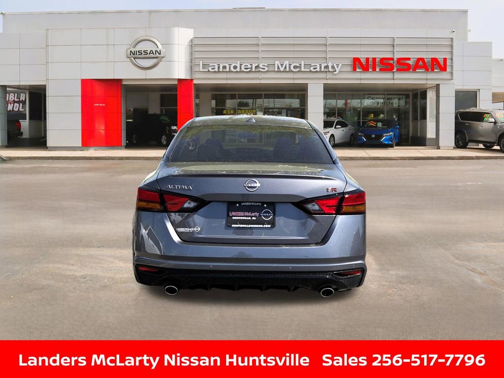 Used 2025 Nissan Altima 2.5 SR w/ SR Premium Package image 5