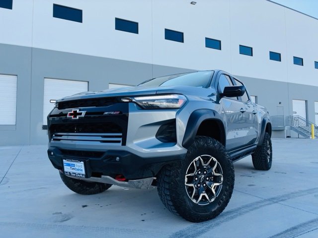 Used 2023 Chevrolet Colorado ZR2 w/ ZR2 Convenience Package III image 1