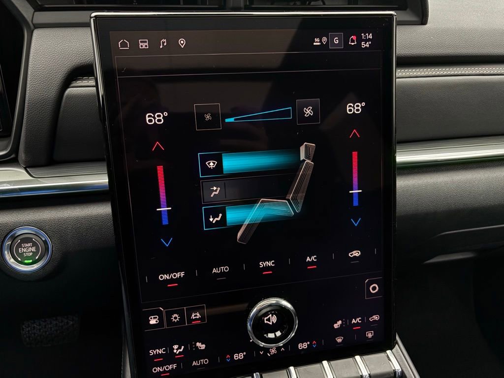 New 2026 GMC Terrain Elevation w/ Elevation Premium Package image 28