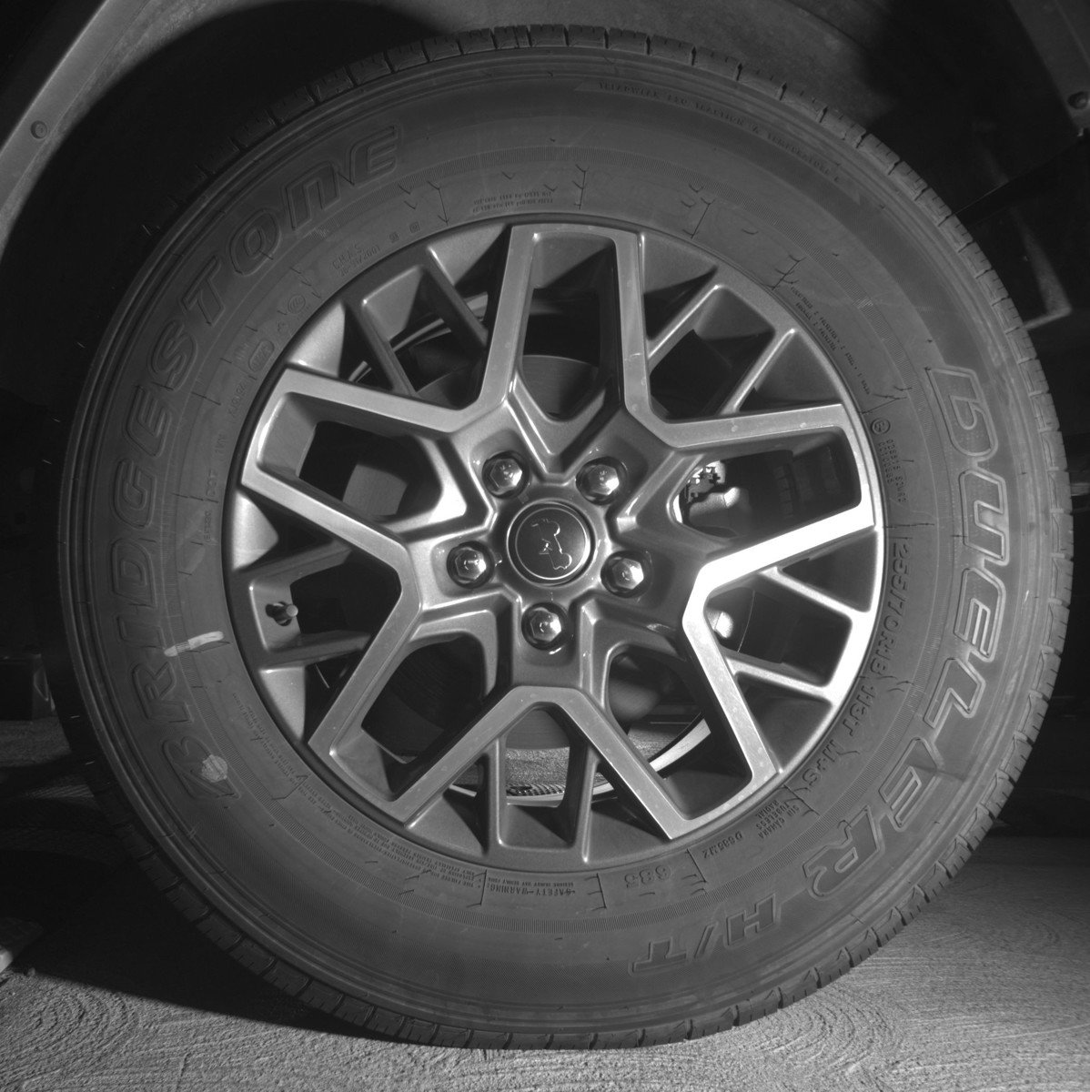 Used 2025 Jeep Wrangler Sahara image 14