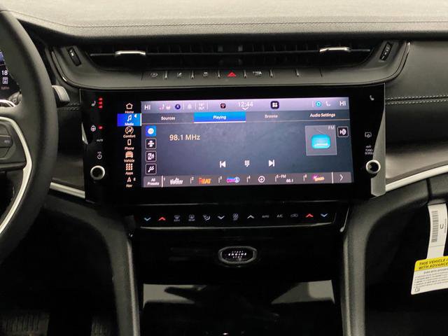 New 2026 Jeep Grand Cherokee Laredo image 9