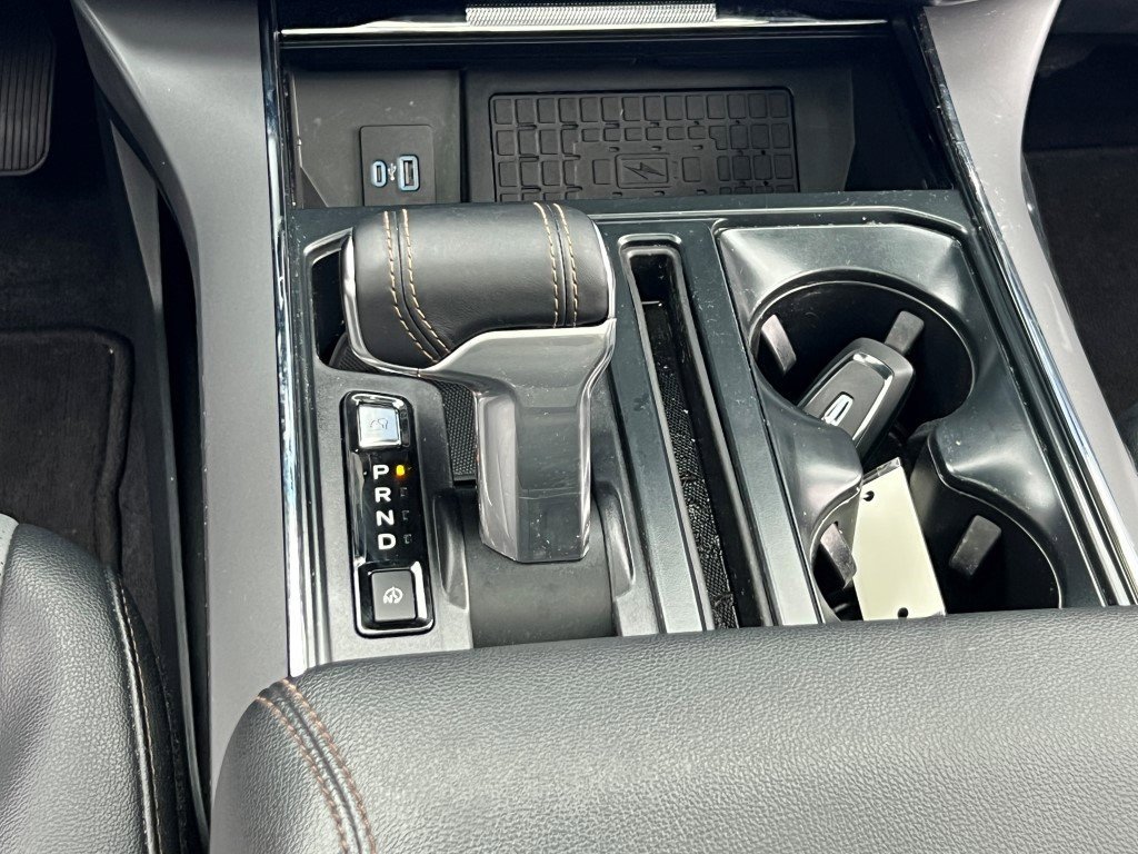 Used 2024 Ford F150 Lightning Lariat image 23