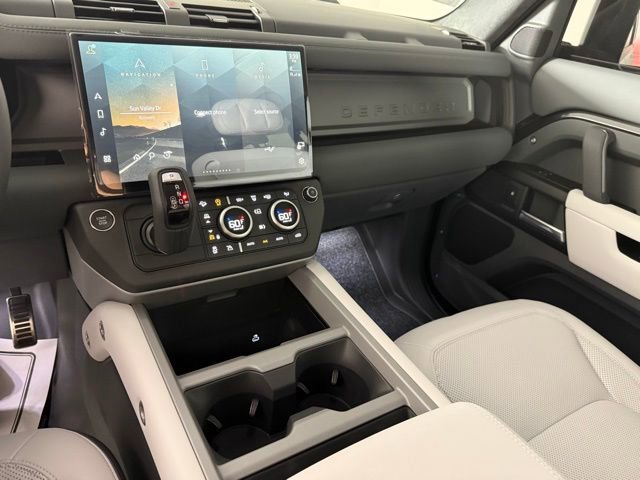 New 2026 Land Rover Defender 130 V8 image 22