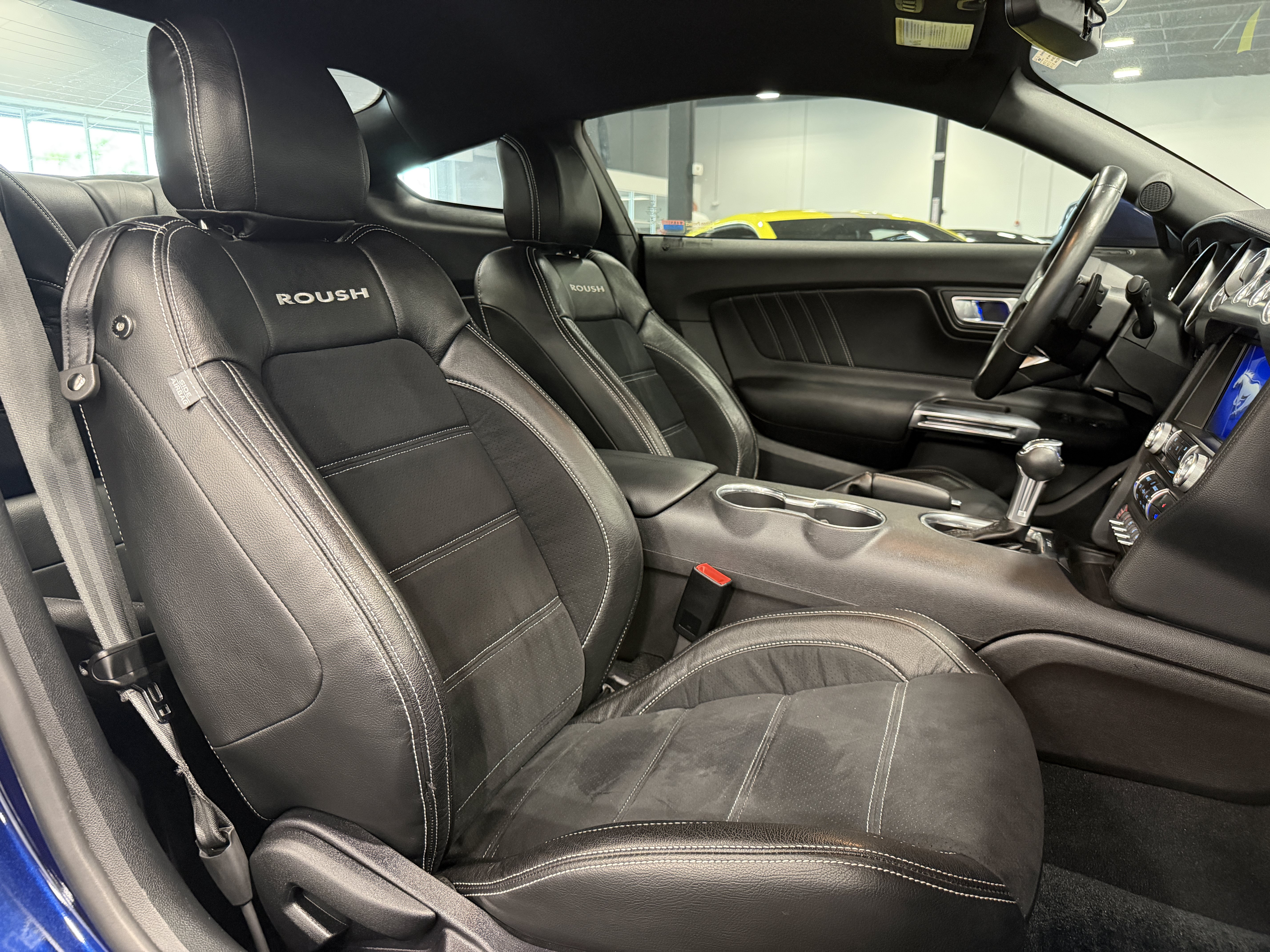 Used 2019 Ford Mustang GT Premium w/ GT Performance Package RWD image 13