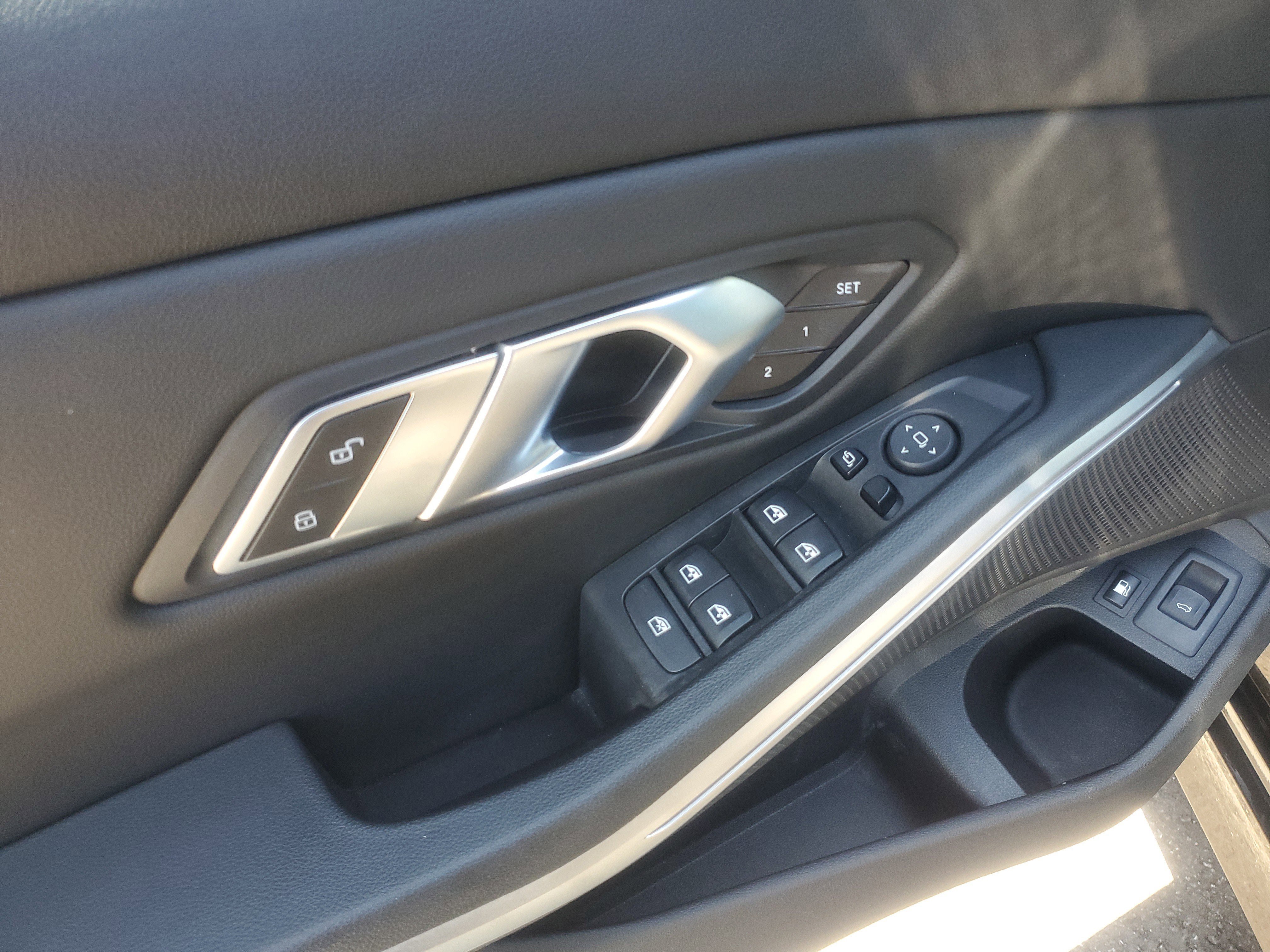 Used 2023 BMW 330e w/ Driving Assistance Package RWD image 11