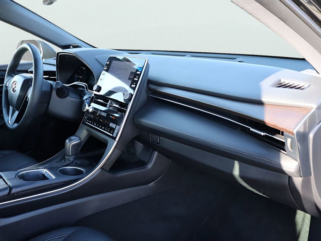 Used 2021 Toyota Avalon Limited w/ Advanced Safety Package FWD image 11