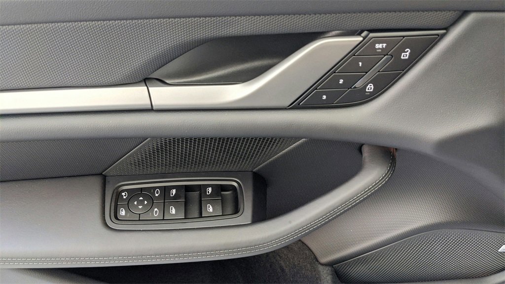 Certified 2025 Porsche Taycan 4S image 74