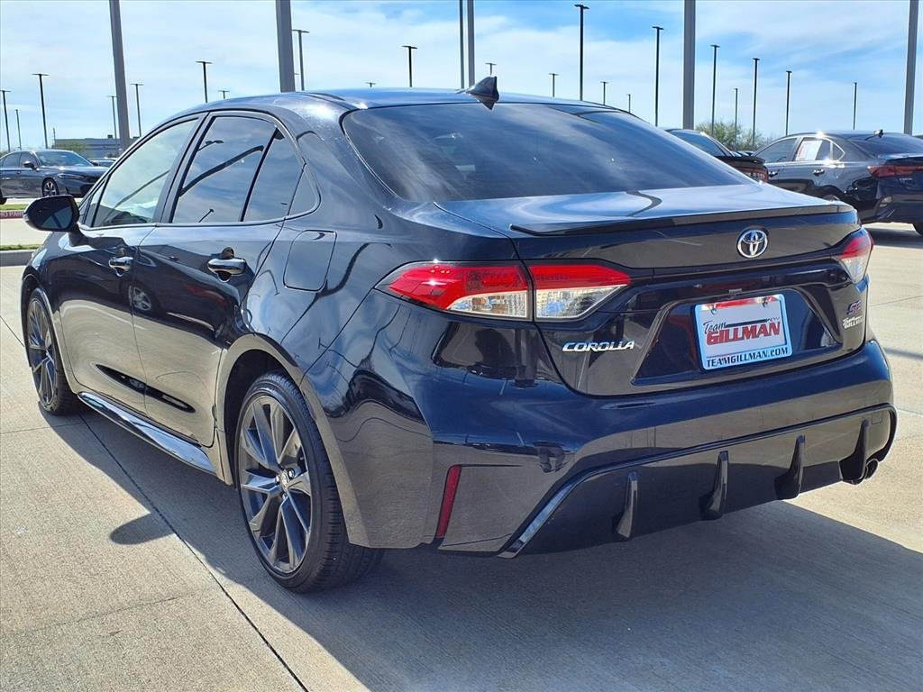 Used 2024 Toyota Corolla SE image 2