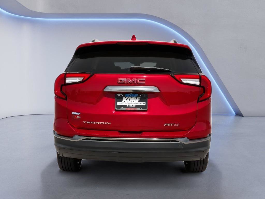 Used 2023 GMC Terrain AT4 AWD/4WD image 8
