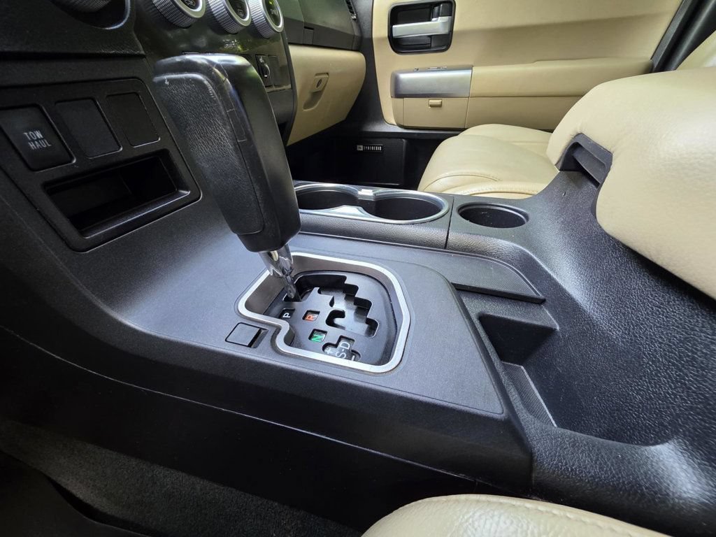Used 2018 Toyota Sequoia Limited w/ Safety & Convenience Package RWD image 24