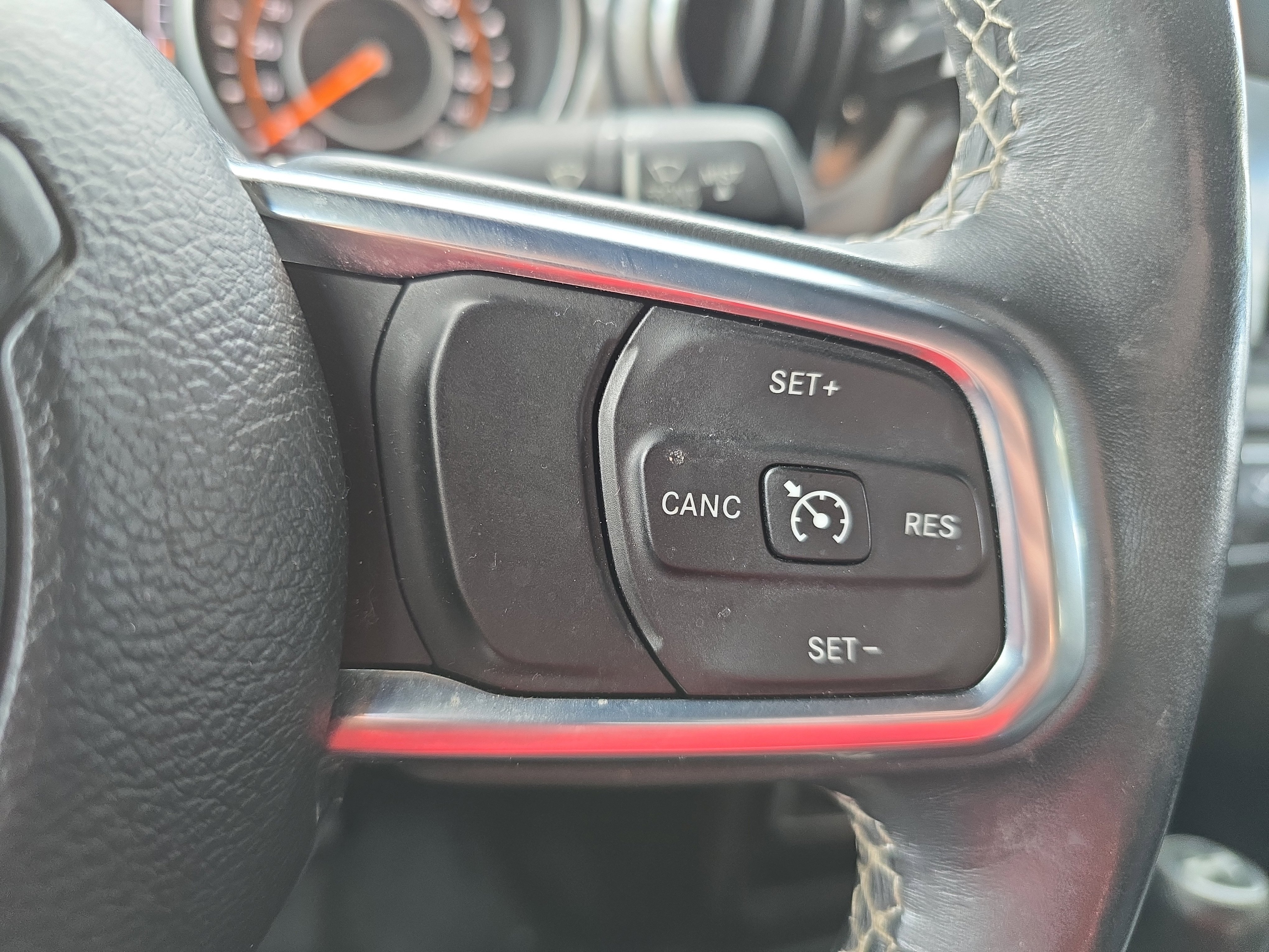 Used 2018 Jeep Wrangler Unlimited Sahara image 17