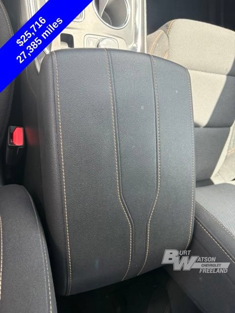 Used 2021 Chevrolet Traverse LT FWD image 23