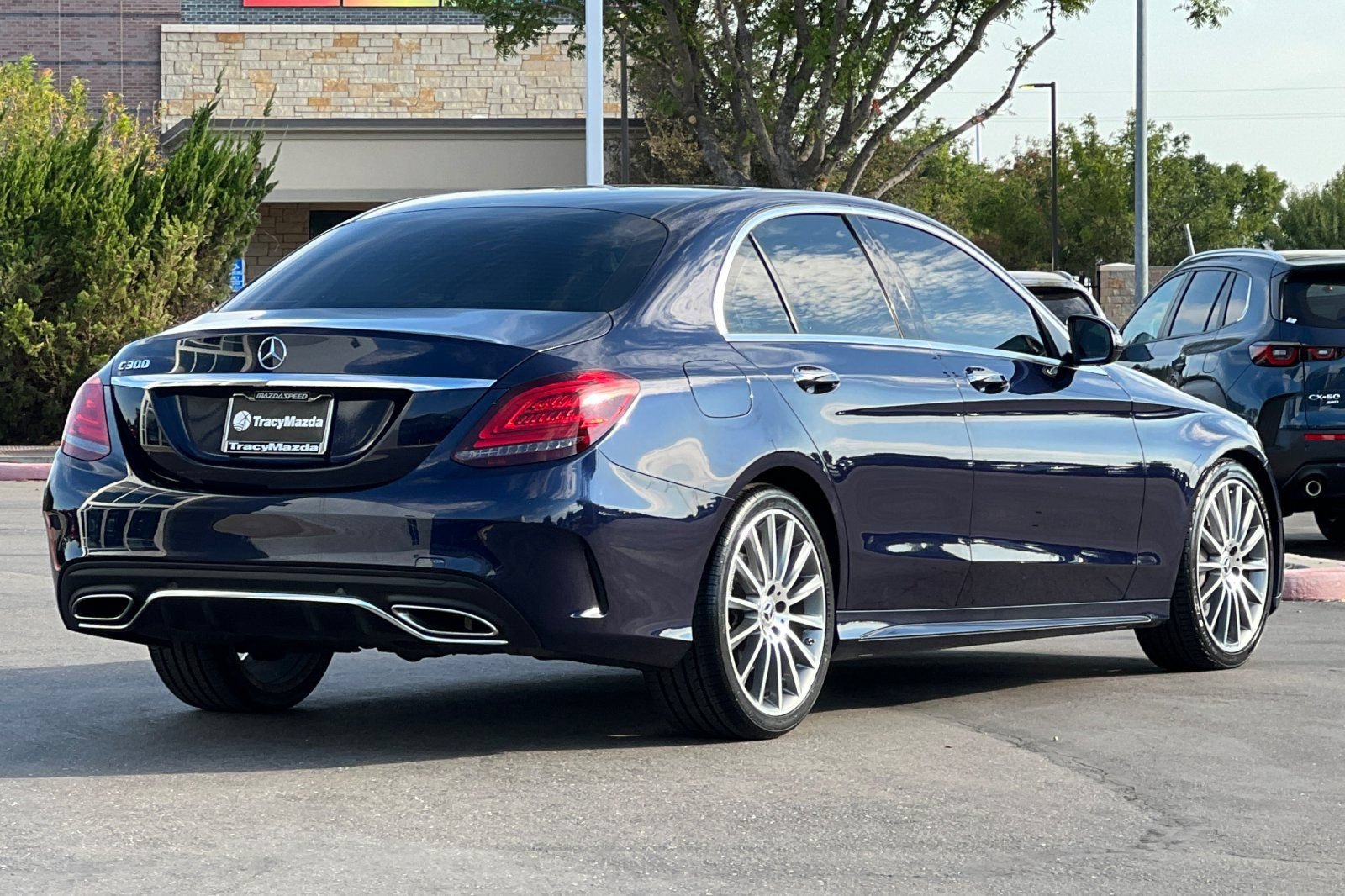 Used 2019 Mercedes-Benz C 300 Sedan image 4