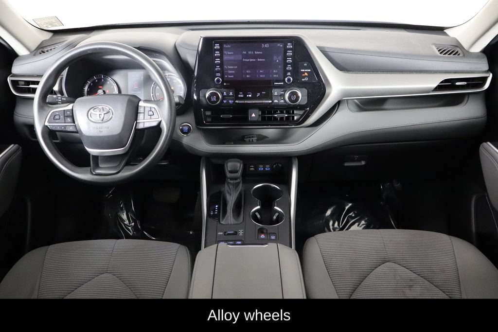Used 2022 Toyota Highlander L AWD/4WD image 13