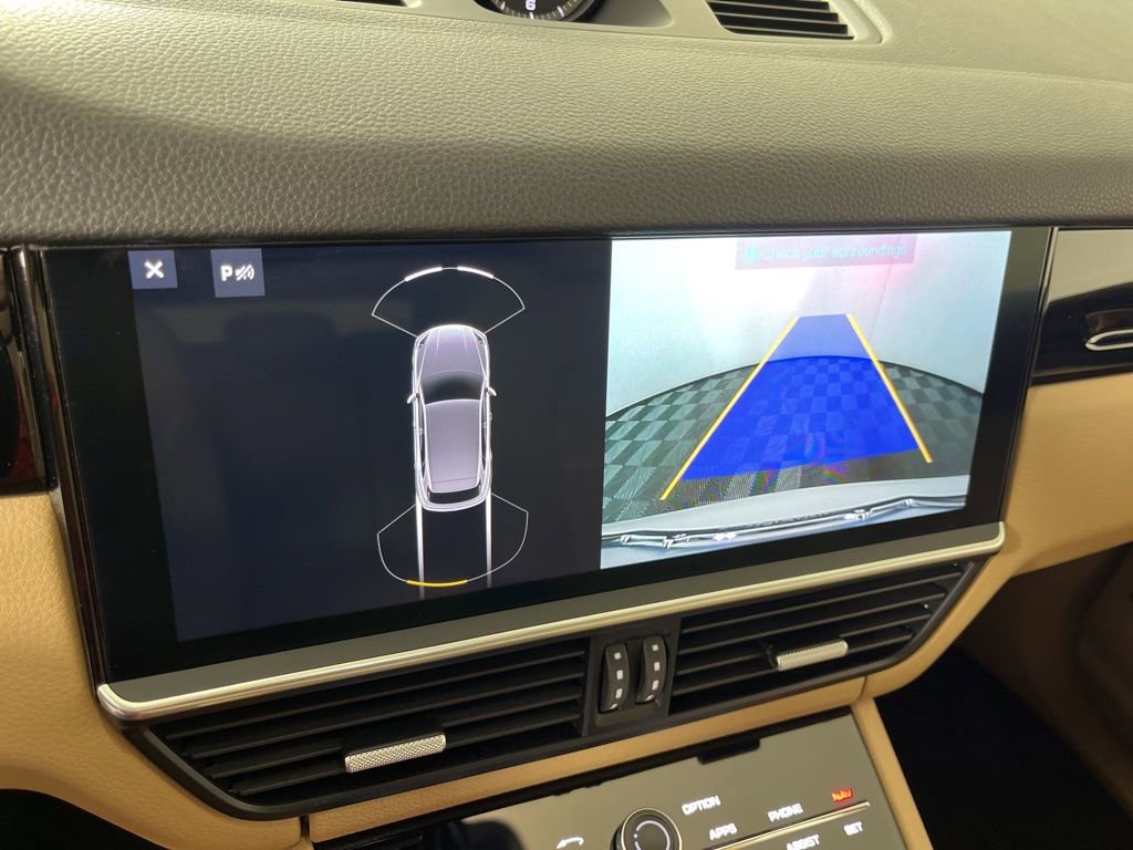 Used 2019 Porsche Cayenne image 30