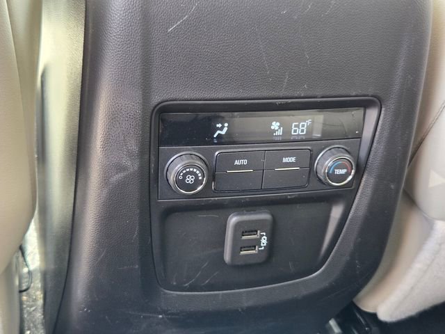 Used 2022 Buick Enclave Essence w/ Experience Buick Package FWD image 14