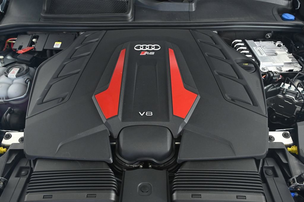 New 2025 Audi RS Q8 performance image 27