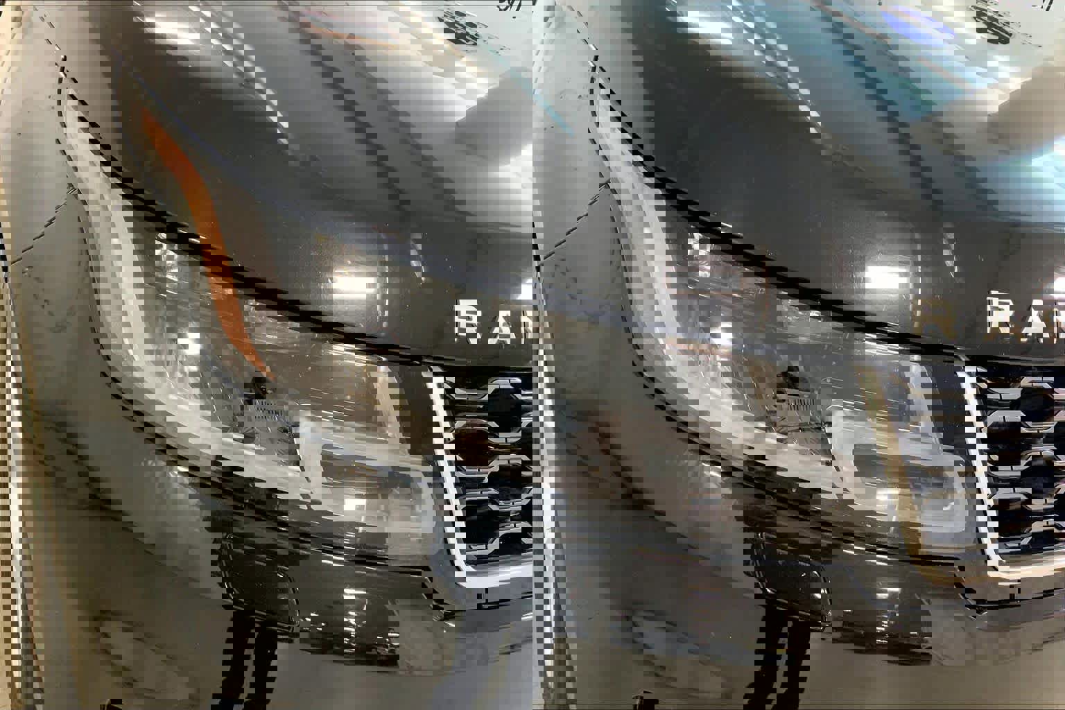 Used 2018 Land Rover Range Rover Sport HSE image 27