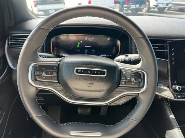 Used 2024 Jeep Wagoneer L Series II w/ Flexible Seating Group AWD/4WD image 37