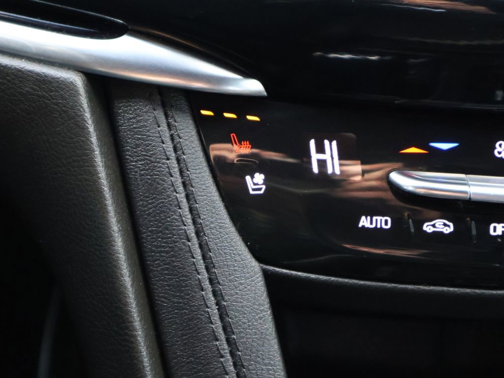 Used 2023 Cadillac XT6 Sport w/ Platinum Package image 37