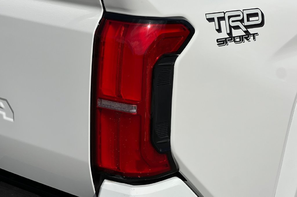 Certified 2026 Toyota Tacoma TRD Sport w/ TRD Sport Upgrade Package AWD/4WD image 33