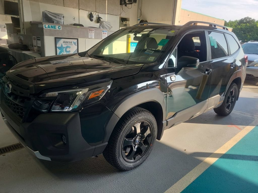 Used 2025 Subaru Forester Wilderness AWD/4WD image 2