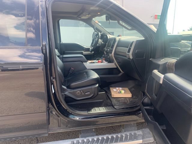 Used 2019 Ford F350 Lariat w/ Lariat Ultimate Package AWD/4WD image 5