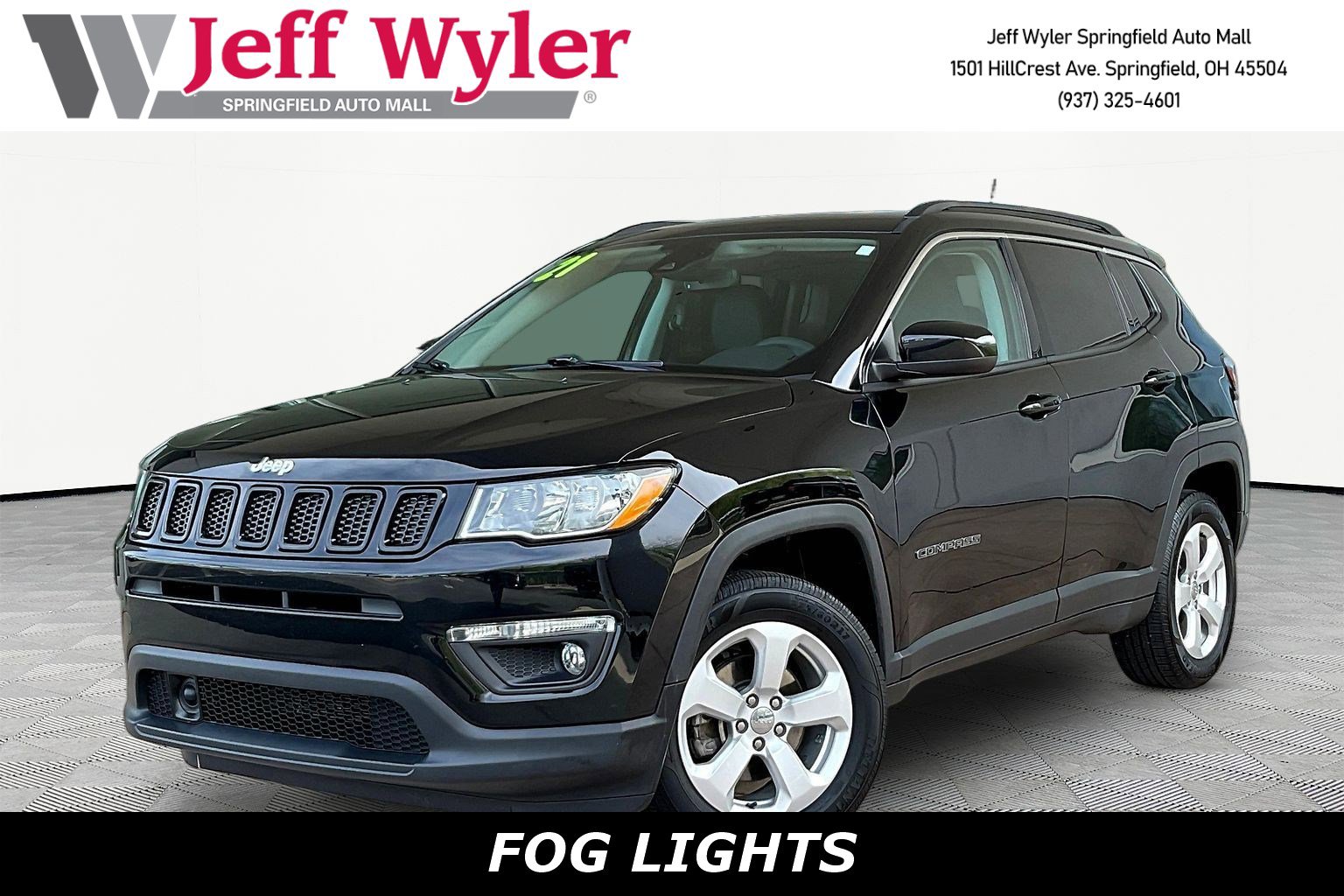 Used 2021 Jeep Compass Latitude w/ Sun and Sound Group AWD/4WD image 1